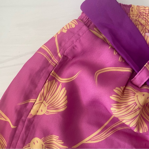 Unique Vintage x Smiley Pink Floral Smiley Faced Belted Shorts- Size Large- NWT - Picture 3 of 10